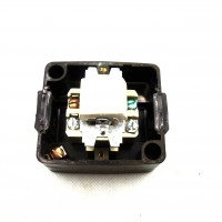 Strömbrytare för industri-  och hyresfastighet, uthus