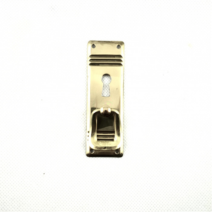 Möbelhandtag med nyckelhål, mässing