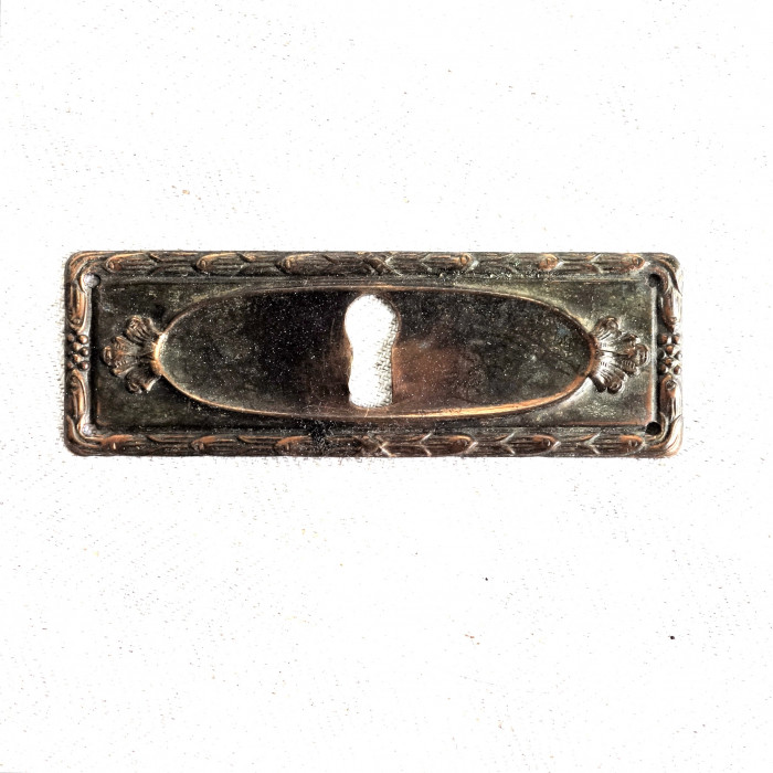 Nyckelskylt till möbel