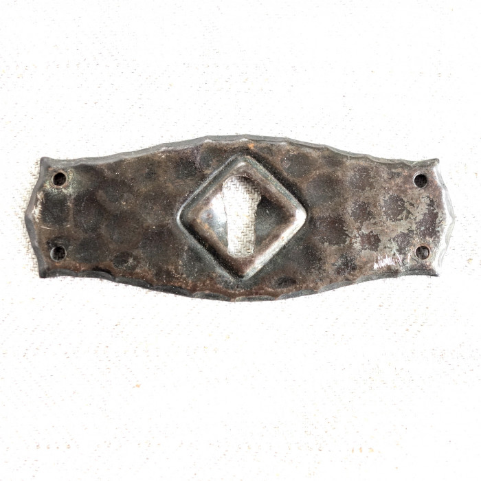 Nyckelskylt till möbel