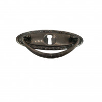 Möbelhandtag med nyckelhål