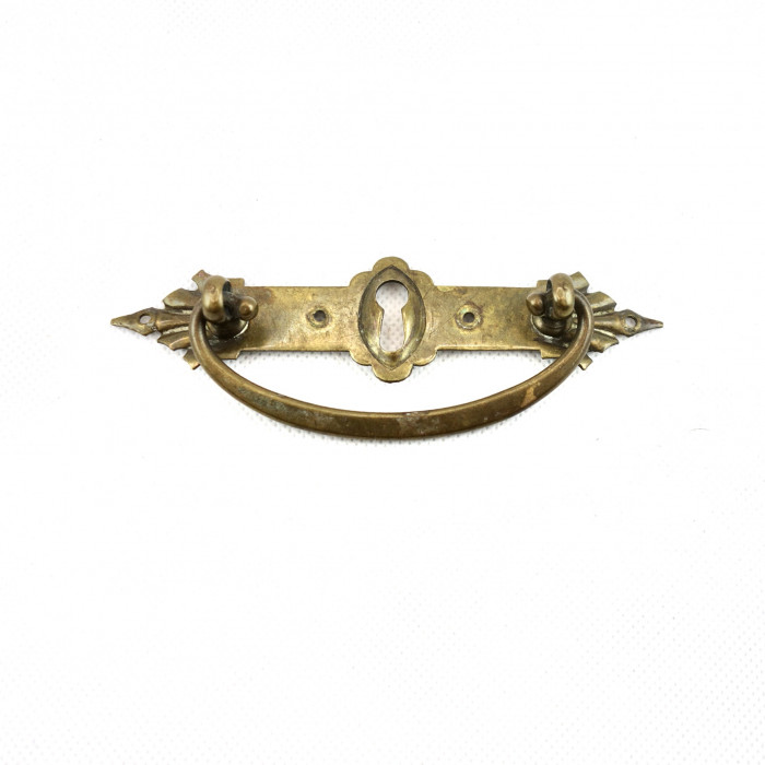 Möbelhandtag med nyckelhål, mässing